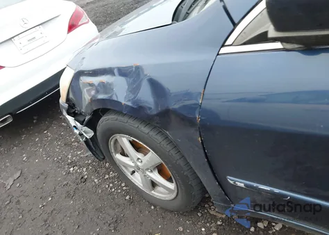 2004 Honda Accord 2.4 Ex from USA, damaged, VIN 1HGCM56614A048635